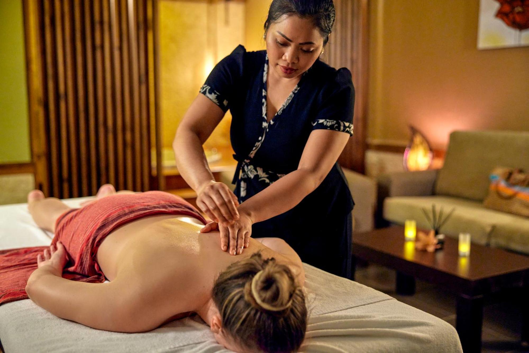 Tui Magic Life Jacaranda Hotel Side Eksteriør billede Thai massage